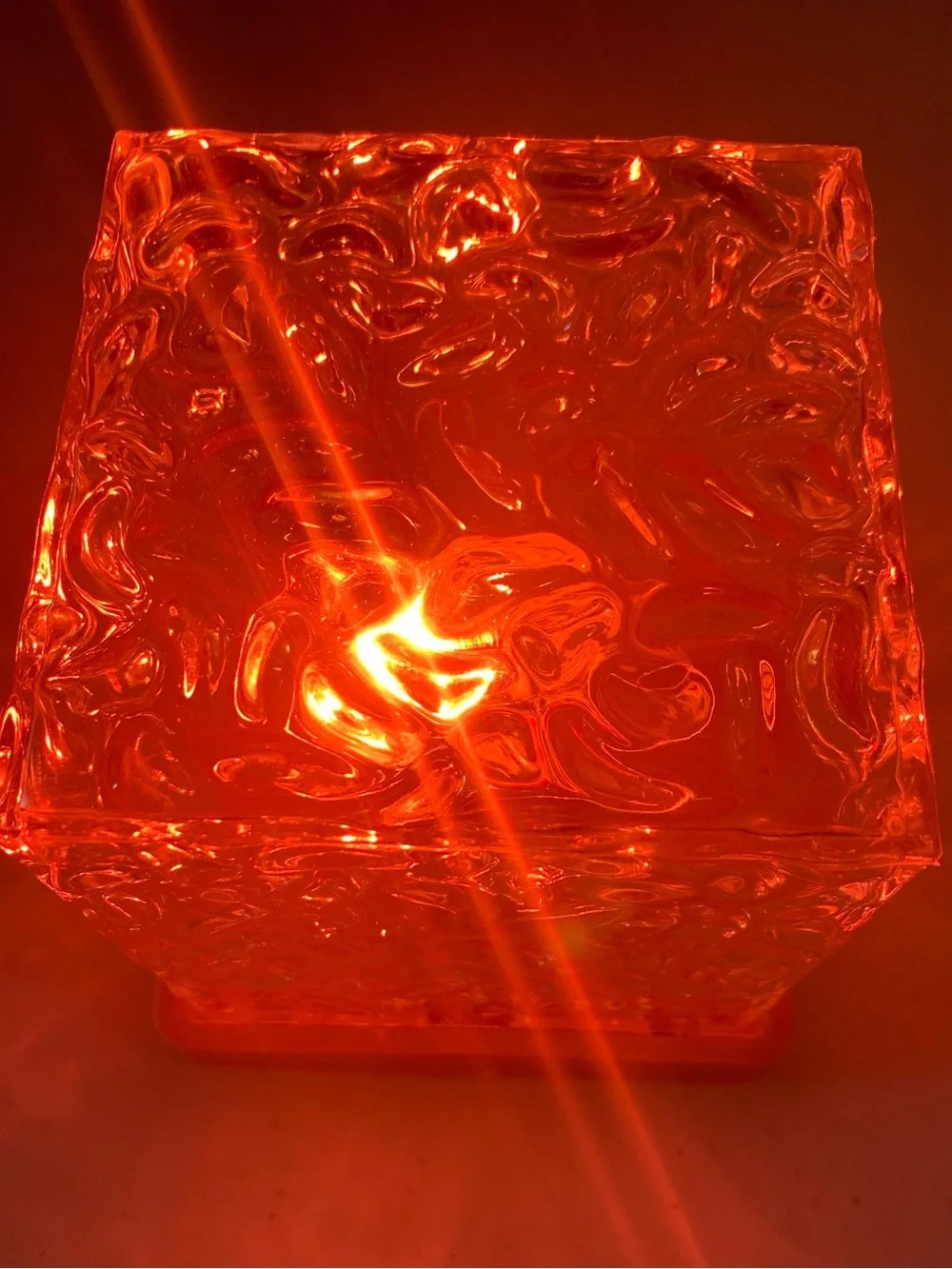 Ocean light lamp with Remote Projects movement on walls New in box